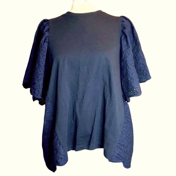 Pomander Place Emi Eyelet Lace Tee- SZ M - Picture 5 of 9